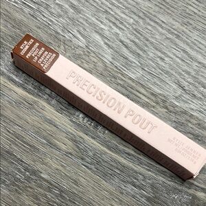 Kylie Cosmetics Precision Pout Lip Liner Shade Cinnamon